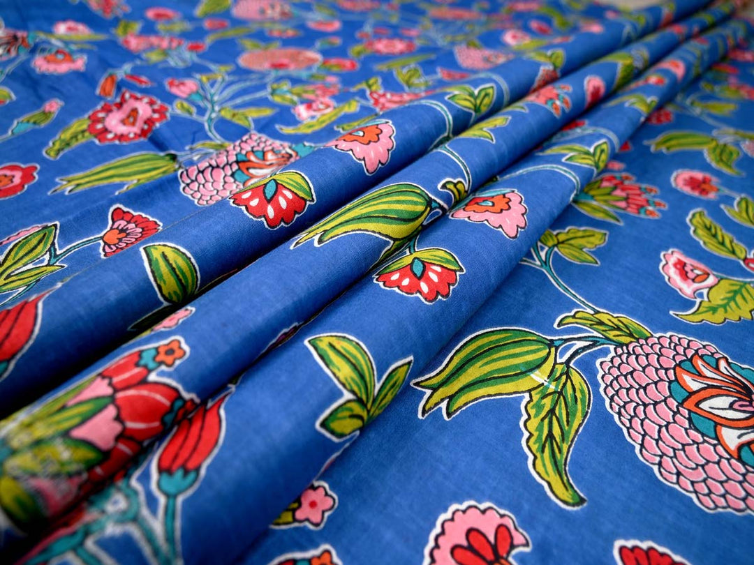 floral fabric patterns on fabric