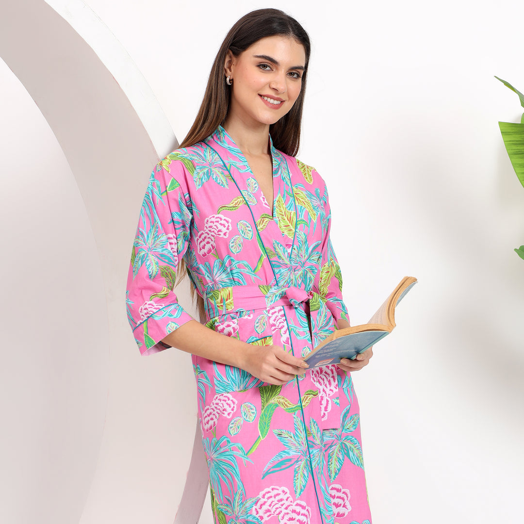 Comfortable cotton kimono robe in, perfect for bath time