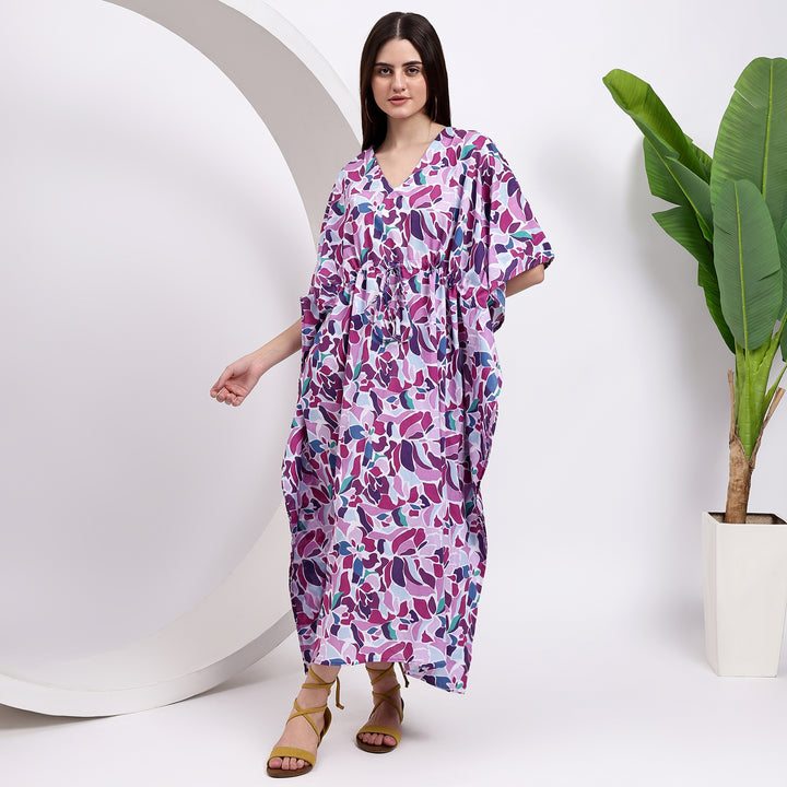 Blue Abstract Kaftan: Maternity Wear with a Modern Twist