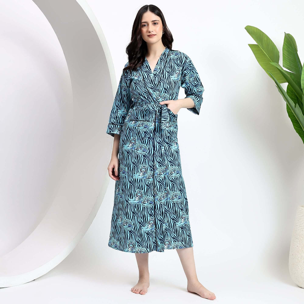 Tiger print cotton kimono – bold animal print dressing gown robe for women handcrafted in Indian style