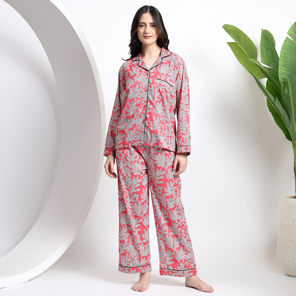 Women’s cotton pajama set featuring side pocket on pants, designed for comfort and style.