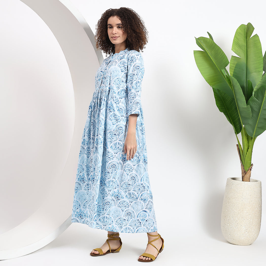 Classic Ethnic Tunic with Sky Hues and Handy Side Pockets