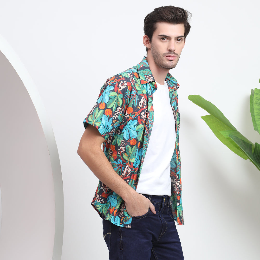 Indolibas men's shirt with a cool, easygoing vibe, perfect for casual events and outings