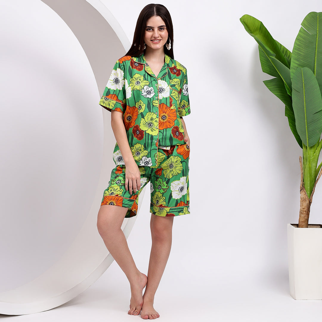 Women's Short Pajamas With Modern Flower Elegance