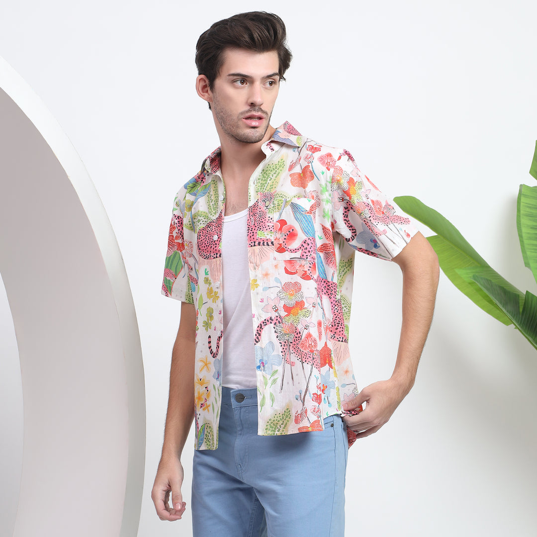 Casual men's shirt with vibrant tiger jungle print, ideal for adding a unique touch to your wardrobe