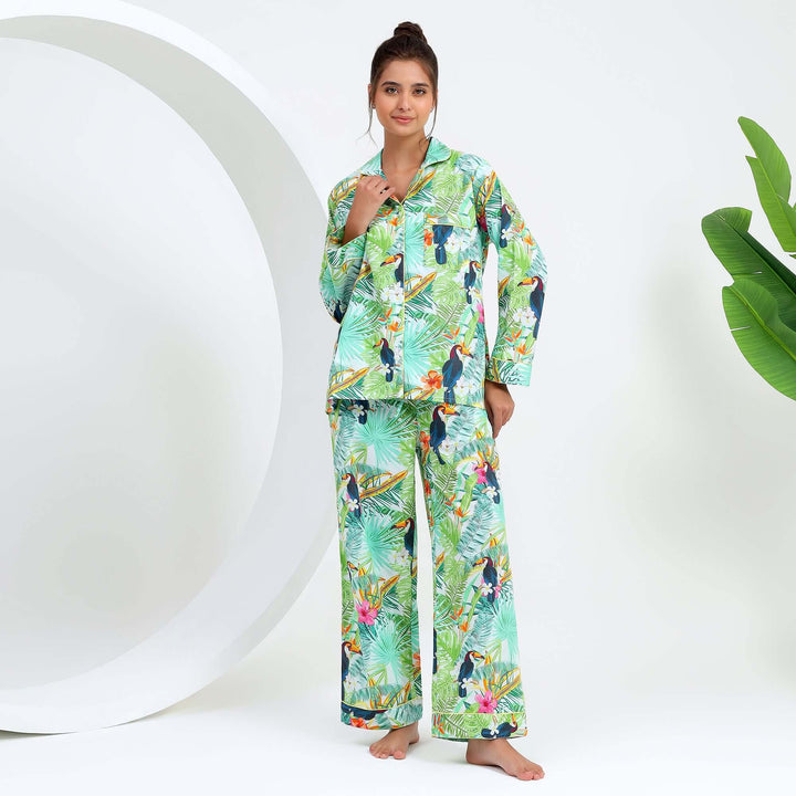 Tropical Print Indian Pajamas for Women, handmade cotton PJ set featuring vibrant tropical design and relaxed fit.