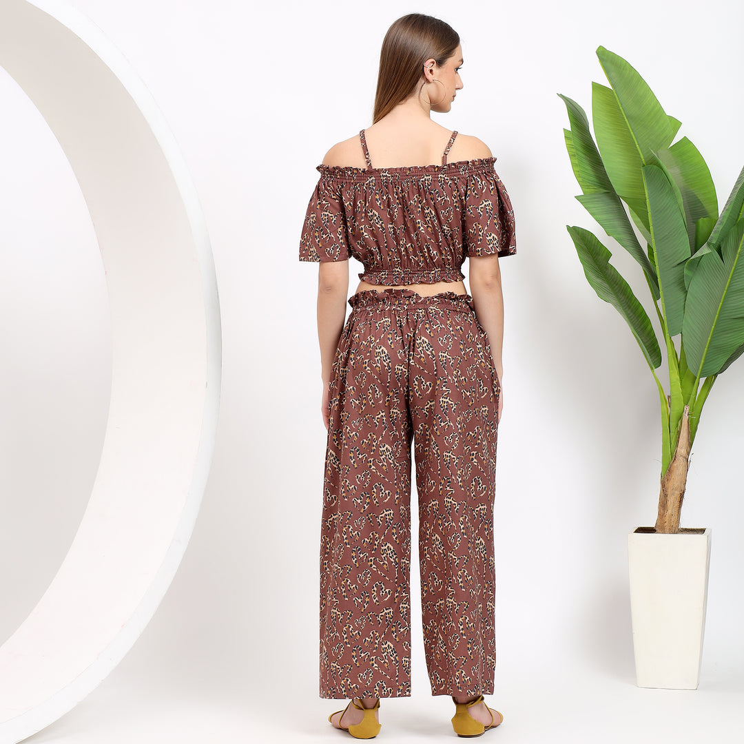 Comfortable and stylish brown abstract print off-shoulder two-piece set