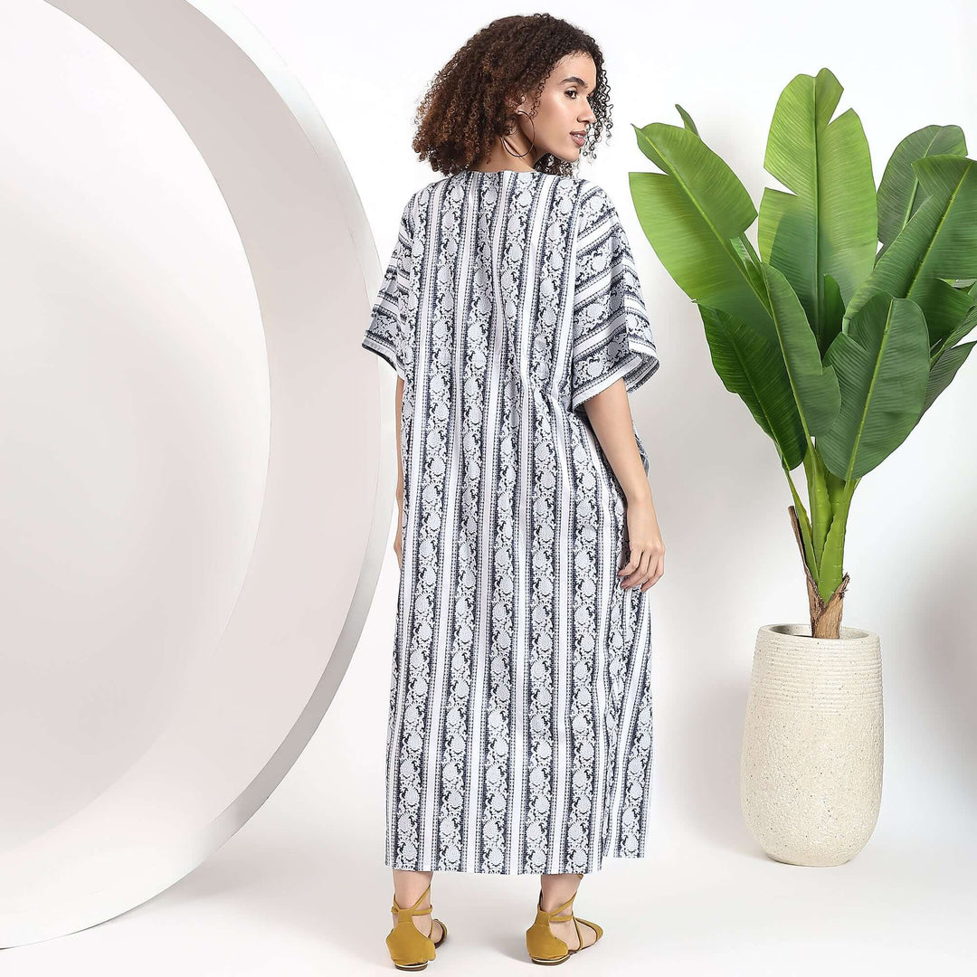 Vintage Stripe Print Kaftan – Boho Caftan Dress For Women XXL / 50 Inches / Gray Vintage Stripe Print Kaftan – Boho Caftan Dress For Women XXL / 50 Inches / Gray