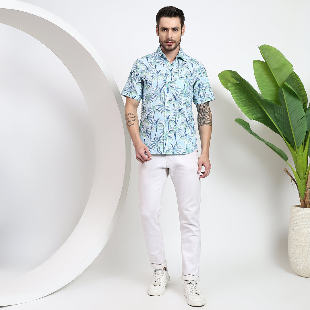 Men's casual palm tree shirt, ideal for laid-back outfits