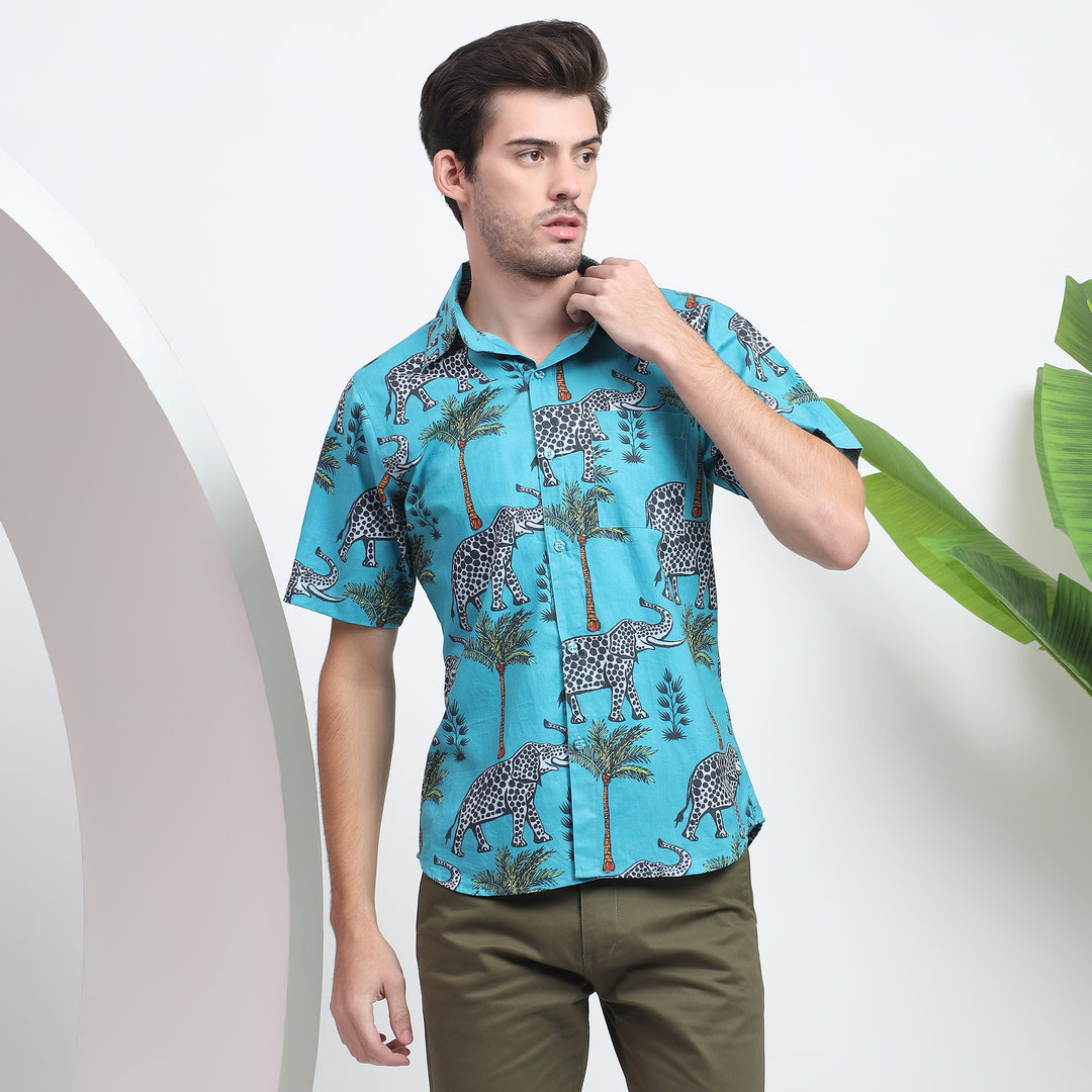 Trendy Animal Print Resort Shirt with Cuban Collar for Men