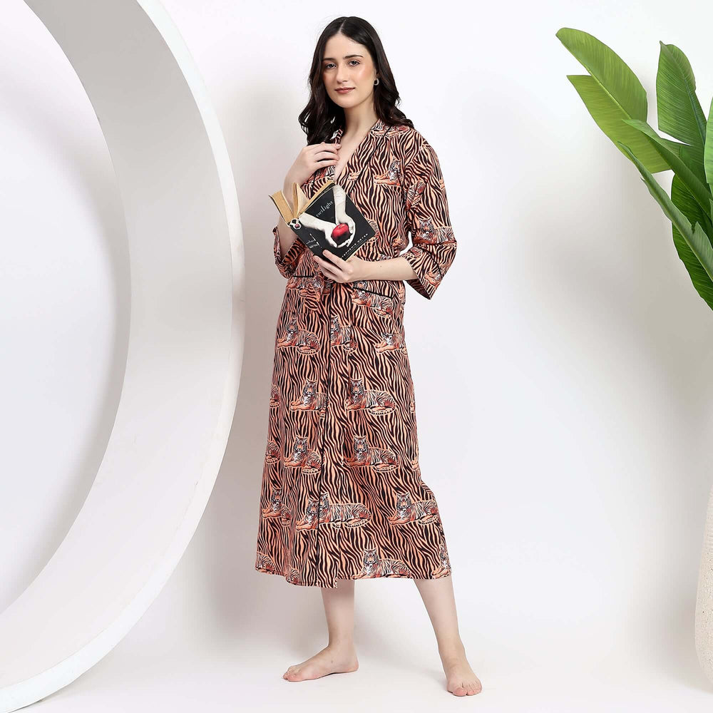 Tiger print cotton kimono – handcrafted animal print robe for women with Indian block printing