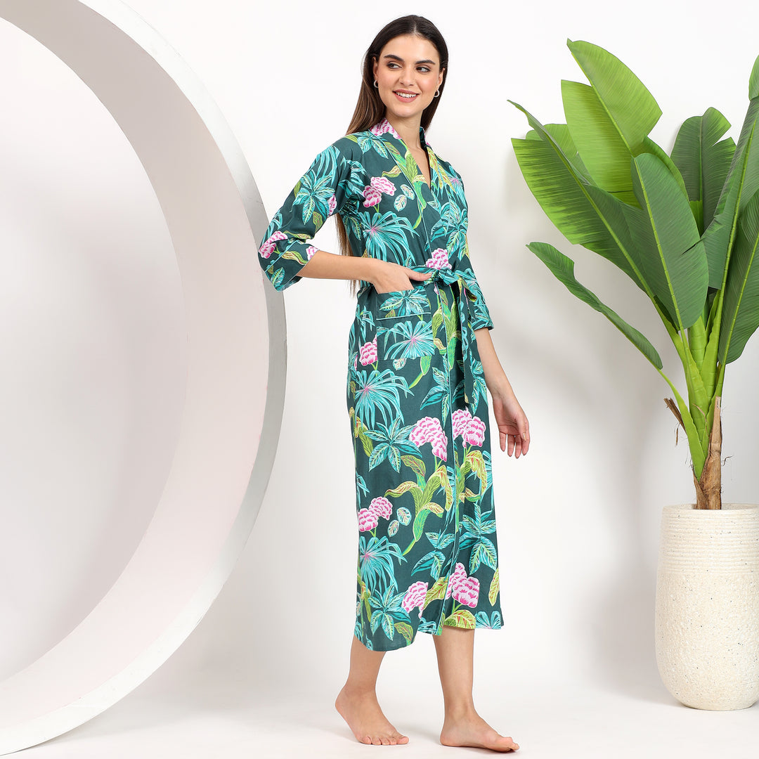 Cozy lounge robe for women