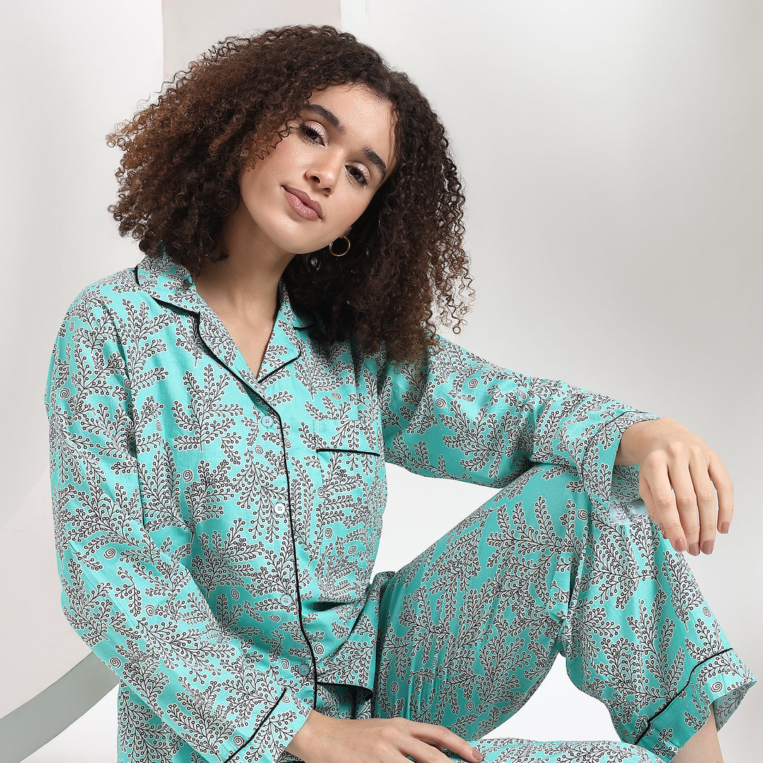 Elegant cotton women's pyjama set – perfect for gifting or relaxing