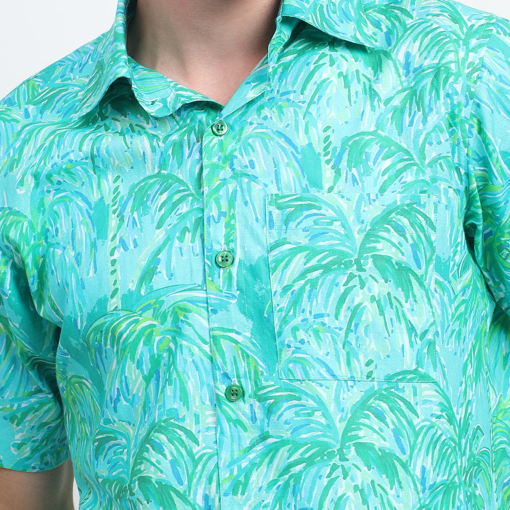 Close-up of blue Hawaii shirt for men, showcasing tropical design and comfort