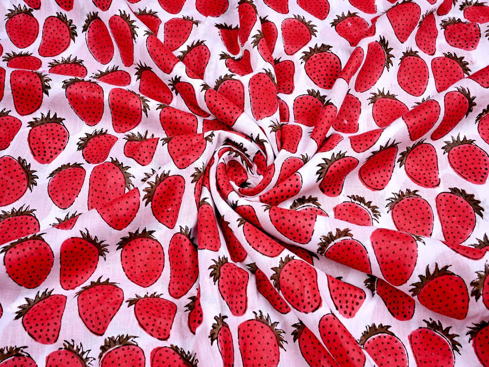 printed red cotton strawberry fabrics