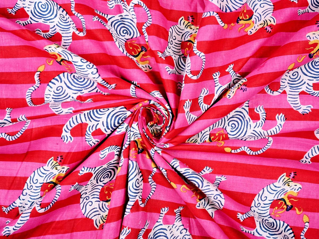 red and pink striped pattern