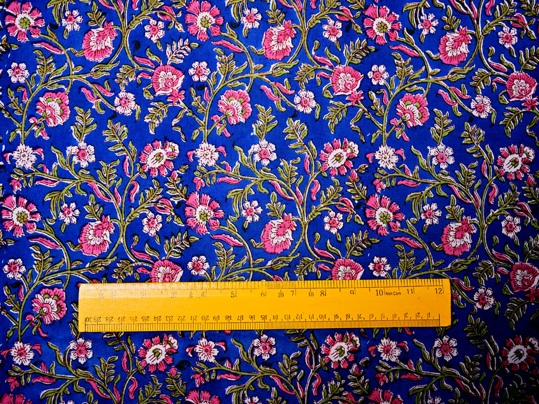 fabric cotton with pink flowers print