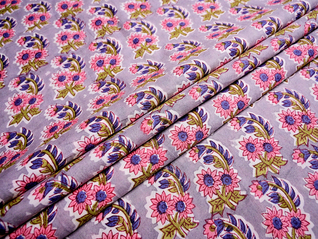 Floral motifs cotton fabric
