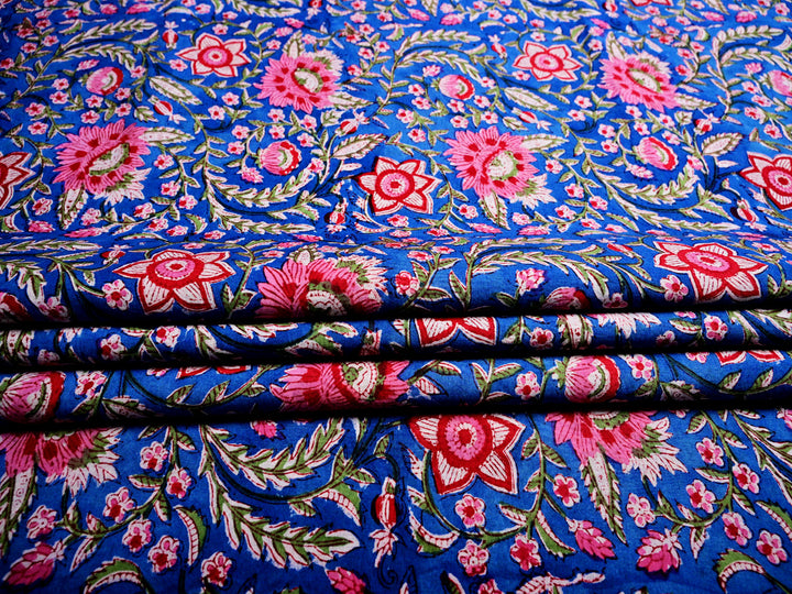 Blue cotton fabric for apparel
