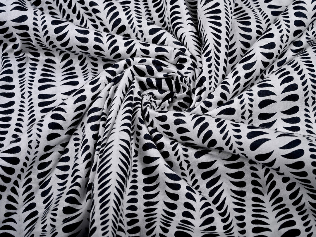 Diamond Pattern Screen Print Cotton Fabric