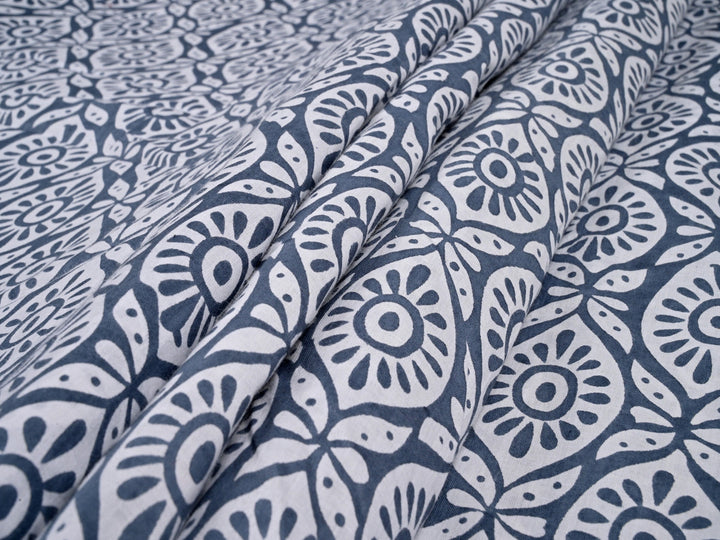 printed grey base cotton fabric for clothing