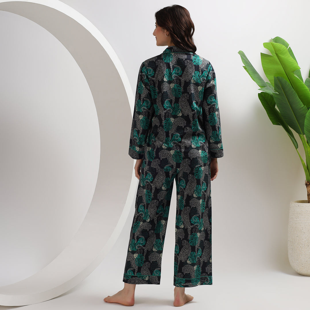 Soft cotton leopard print pajamas – stylish PJ set for women