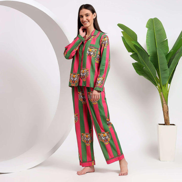 Cotton tiger print PJs & animal print pajama set for women