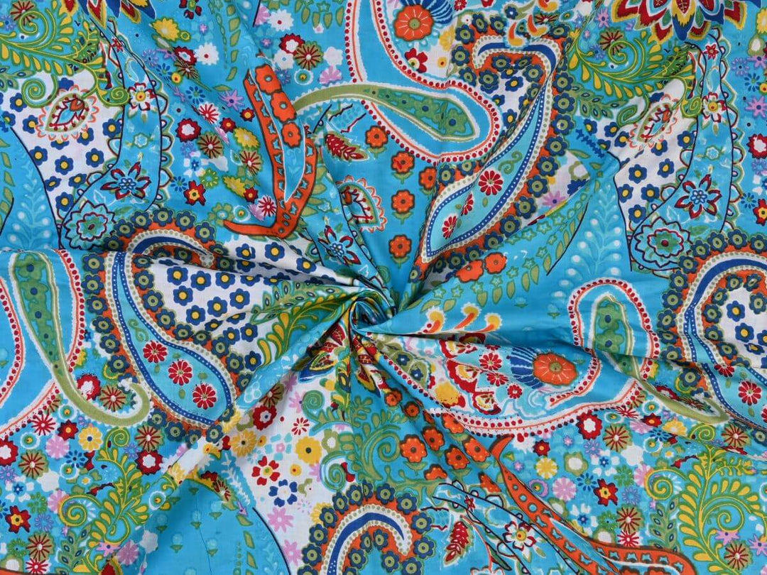 Paisley pattern bandana fabric by the yard - Bandana print cotton fabric paisley design India