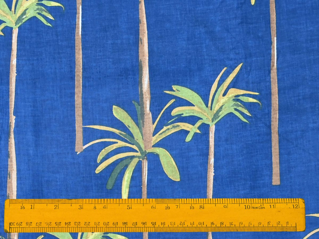 Palm print fabric for quilting and sewing
Soft cotton palm print textile close up
