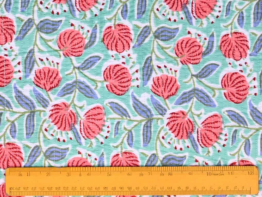 Floral printed quilted cotton fabric for quilting and patchwork
