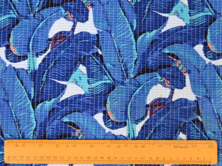 Medium weight 400 GSM quilted fabric for quilts, bags, and décor