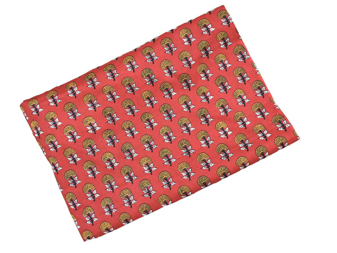 80 GSM lightweight cotton fabric for dressmaking, quilting, and crafts