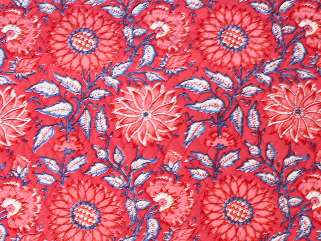 400 GSM quilted fabric for cushions, throws, and home décor