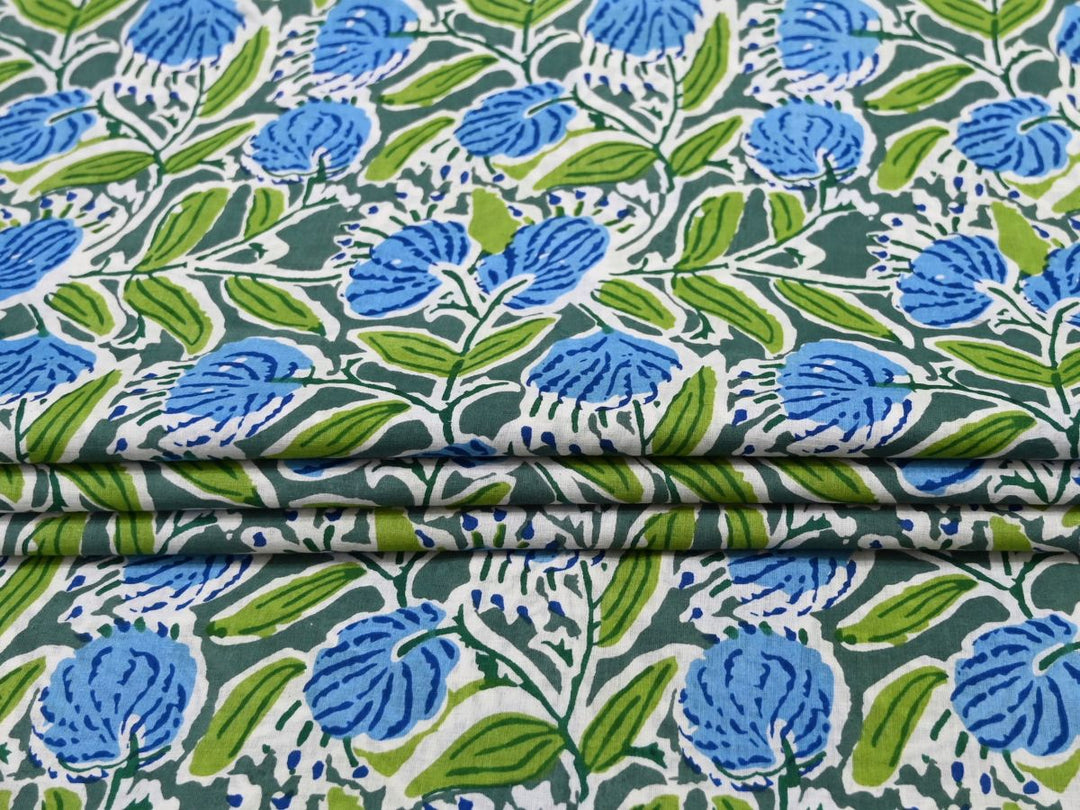 80 GSM quilting-weight cotton fabric for quilts, patchwork, and fat quarters