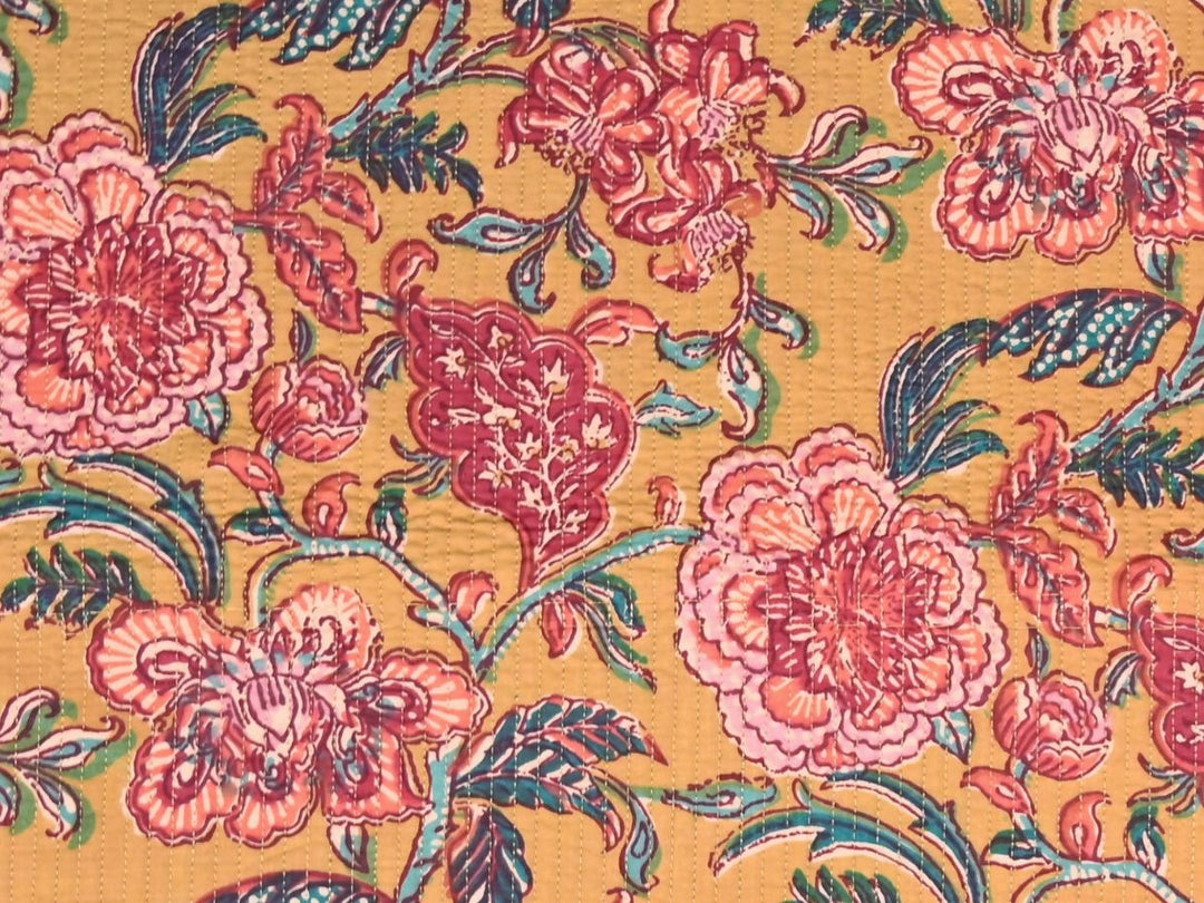 400 GSM quilted fabric for light upholstery accents and cushions