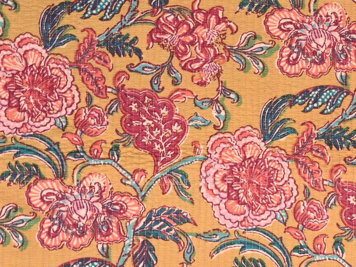400 GSM quilted fabric for light upholstery accents and cushions
