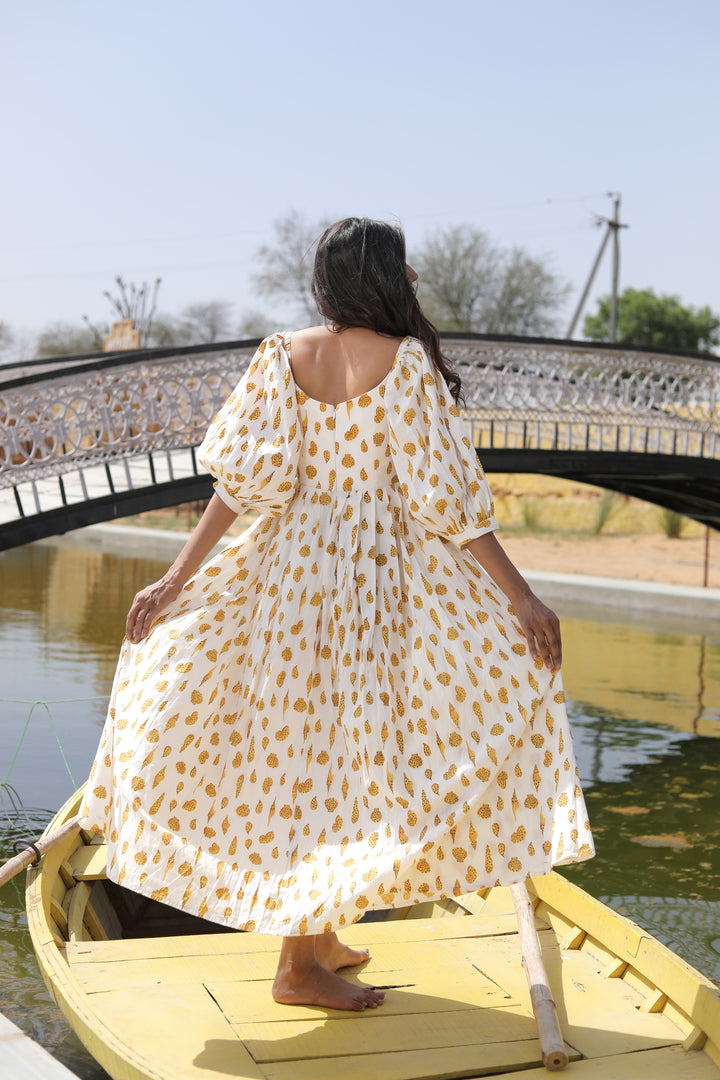 yellow maxi dress with fluffy sleeves on cotton